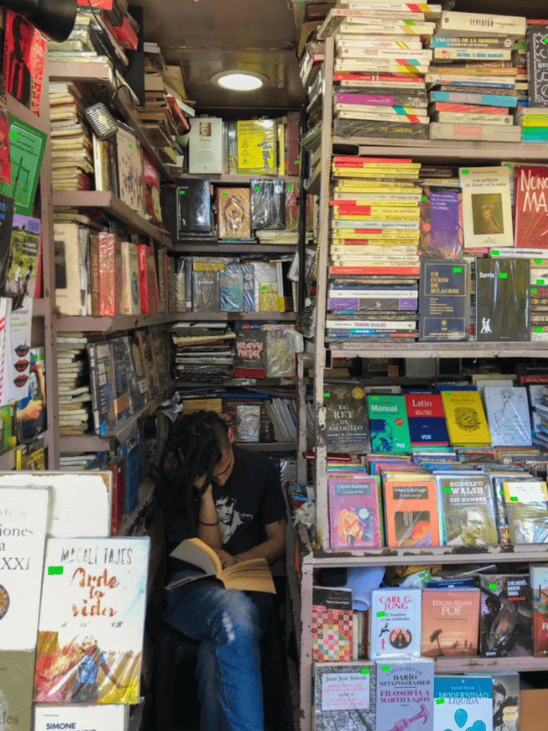 Man reading in Buenos Aires