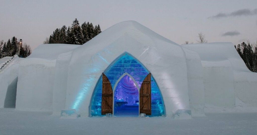 Hotel de Glace Ice Hotel in Montreal