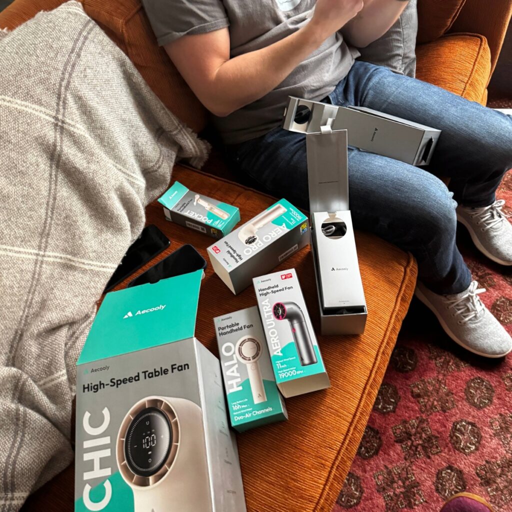 Aecooly fans in boxes