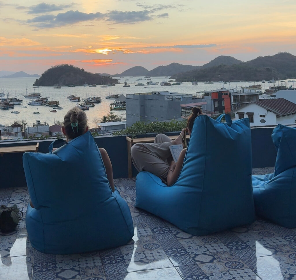 De Nata Hostel Labuan Bajo