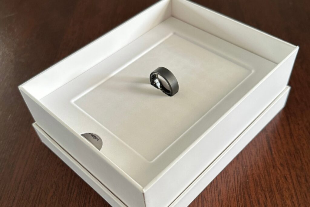 Ultrahuman Ring Air in a box
