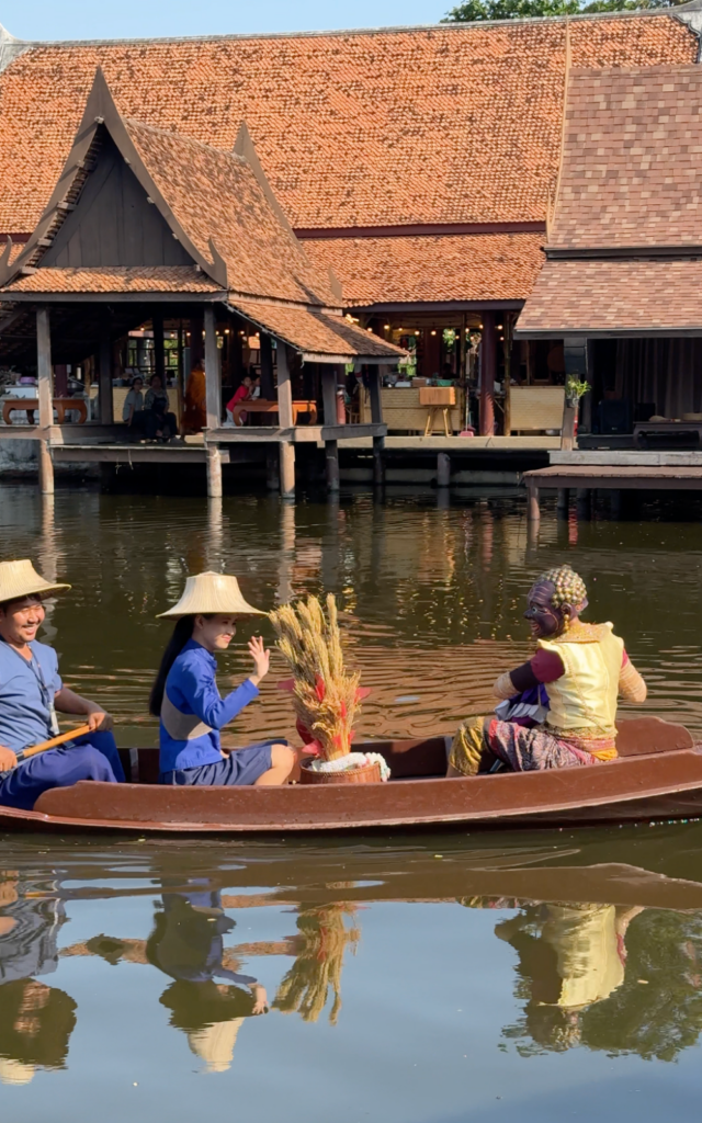 Floating Market Performance, Ancient City Bangkok